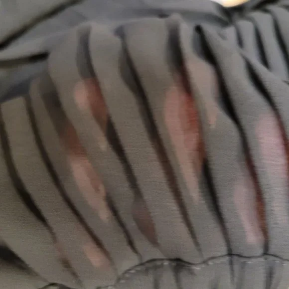 Victoria's Secret Size 12 Black Skirt Sheer Pleated Maxi Long Elastic Waist - Picture 3 of 6